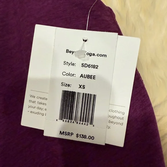 Beyond Yoga Purple Activewear - Picture 4 of 4